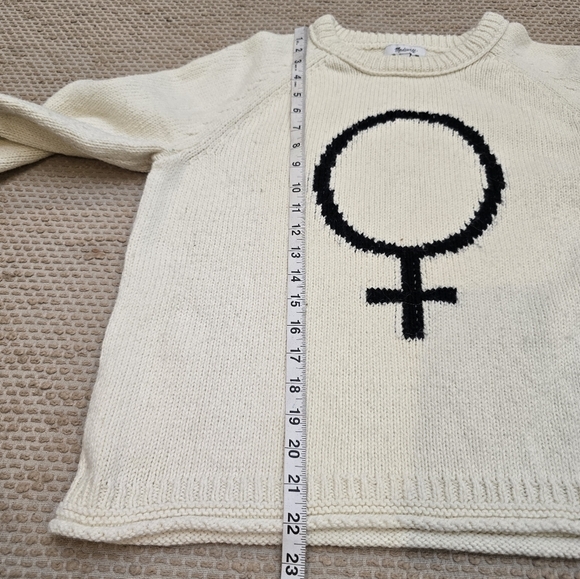 Madewell x Girls Inc Female Symbol Keaton Pullover Sweater Size Lge Great Condit - Picture 10 of 10